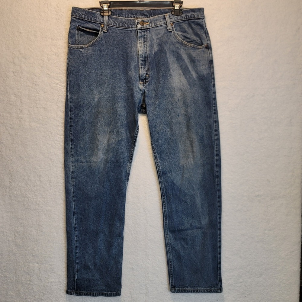 Wrangler Premium Quality Men's Blue Jeans 38x32